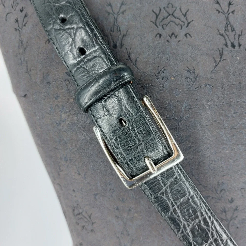 Cole Haan Embossed Italian Calfskin Dress Belt Mens Size‎ 46 Solid Brass Buckle